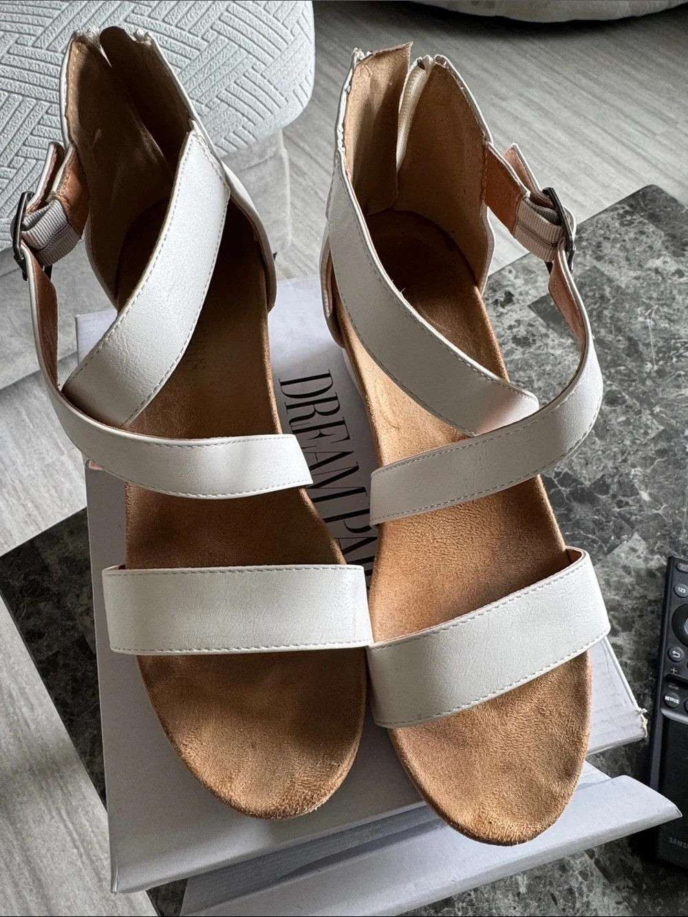 DREAM PAIRS White Strappy Open Toe Buckle Ankle Platform Wedge Sandals 8.5 - Picture 7 of 9